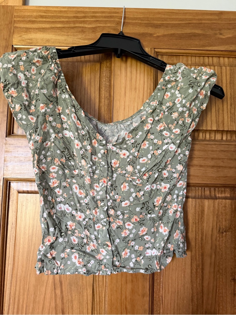 Sage Green Floral Button-Front Cropped Top